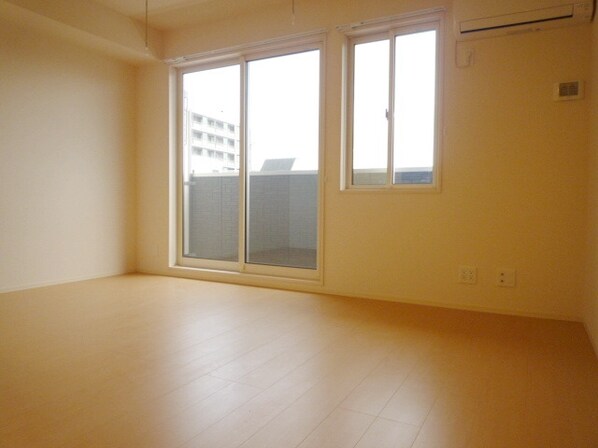 サンプレジールの物件内観写真